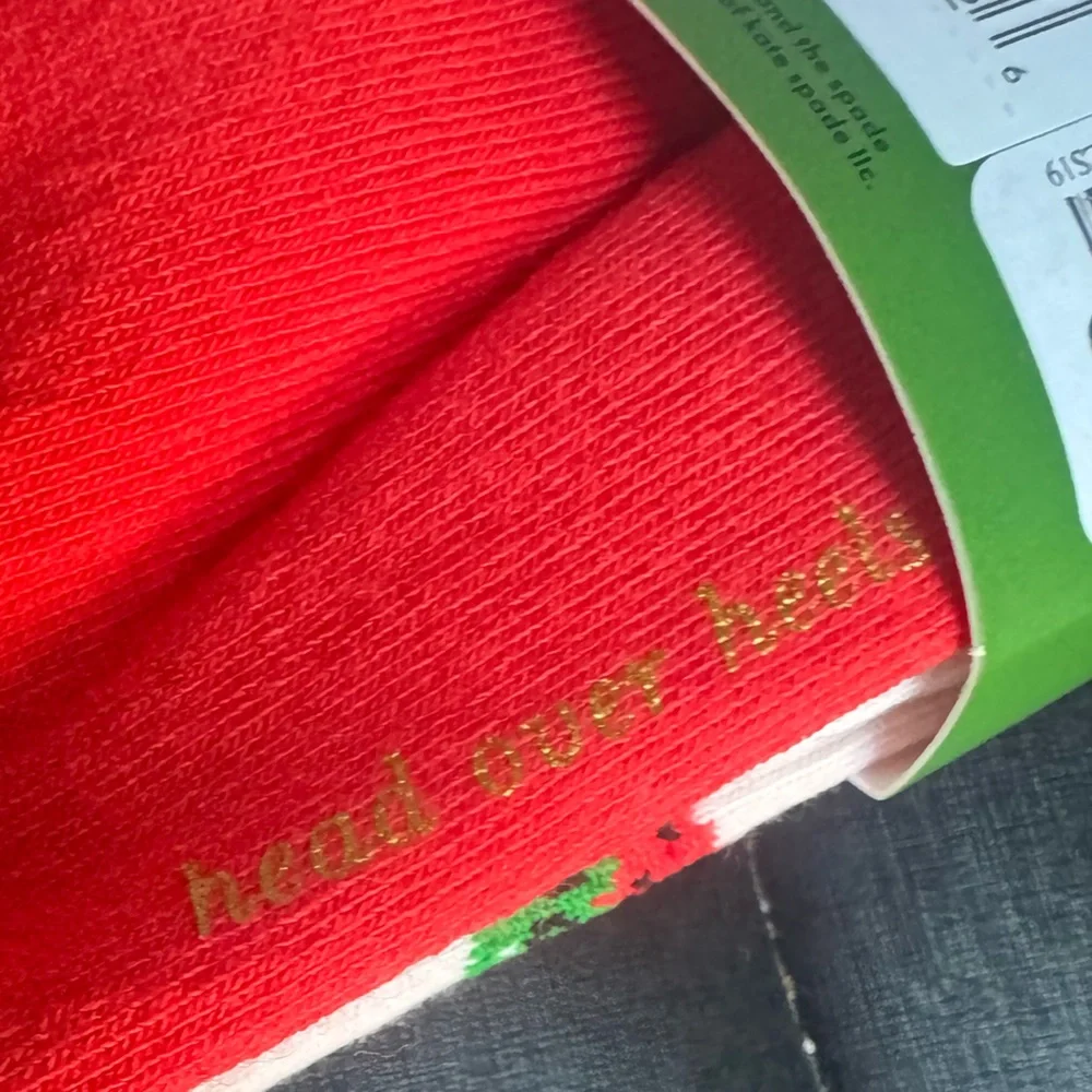 Kate ♠️ 3 pairs of low cut socks!”Head over Heels”red white&pink w/strawberries